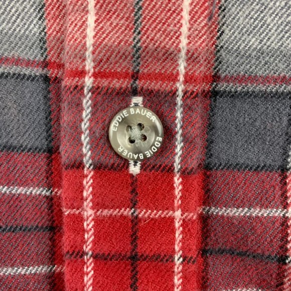 Eddie Bauer Mens Shirt Medium Red Plaid Flannel Button Up Long Sleeve Relaxed - Picture 3 of 8